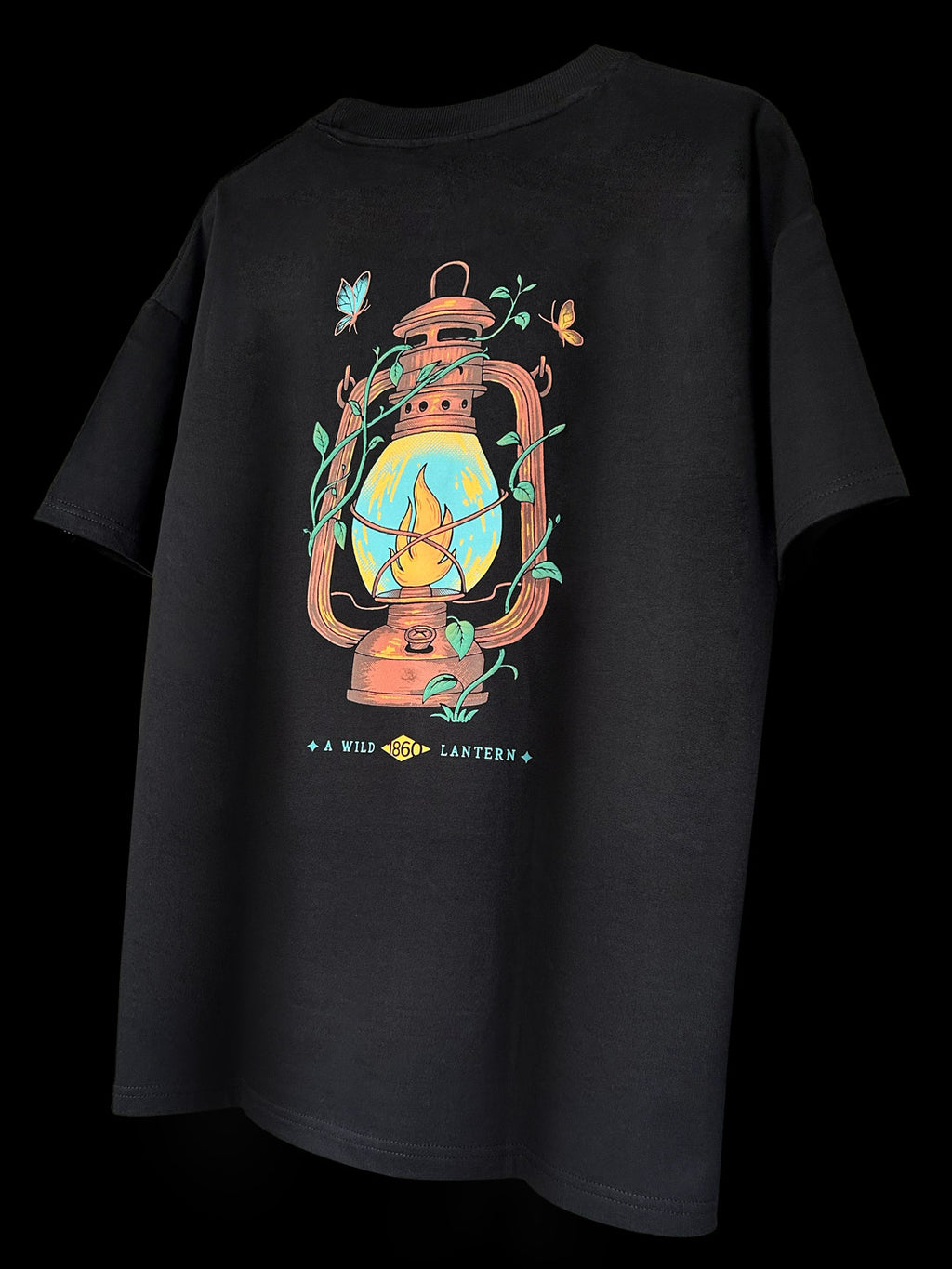 Classic Wild Lantern – Oversized T-Shirt (Black)
